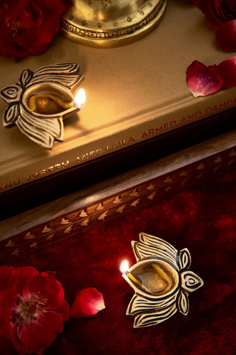 Shraddha Lotus Diya
