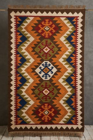 Carpets and Rugs - Home Décor